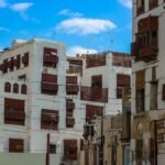 مبانٍ سكنية حديثة لمقال التحقق من استحقاق الدعم السكني